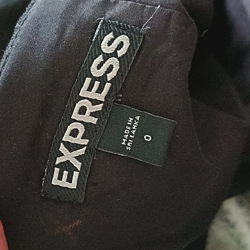 EXPRESS Basic Black Skirt - Picture 5 of 8